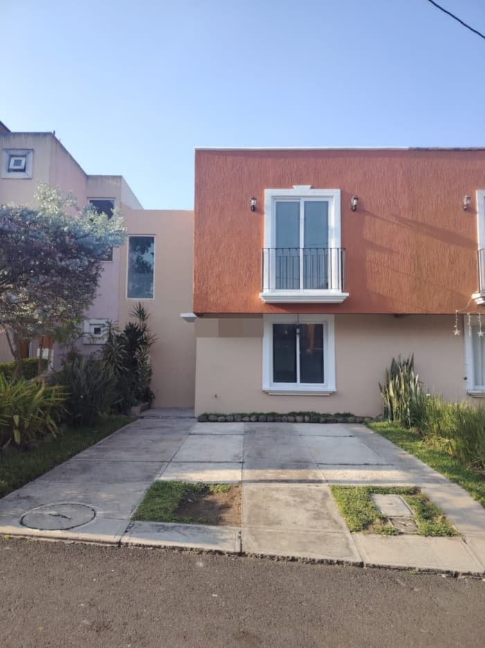 Casa en Venta en Condado Catalina, Villa Nueva. - foto 1