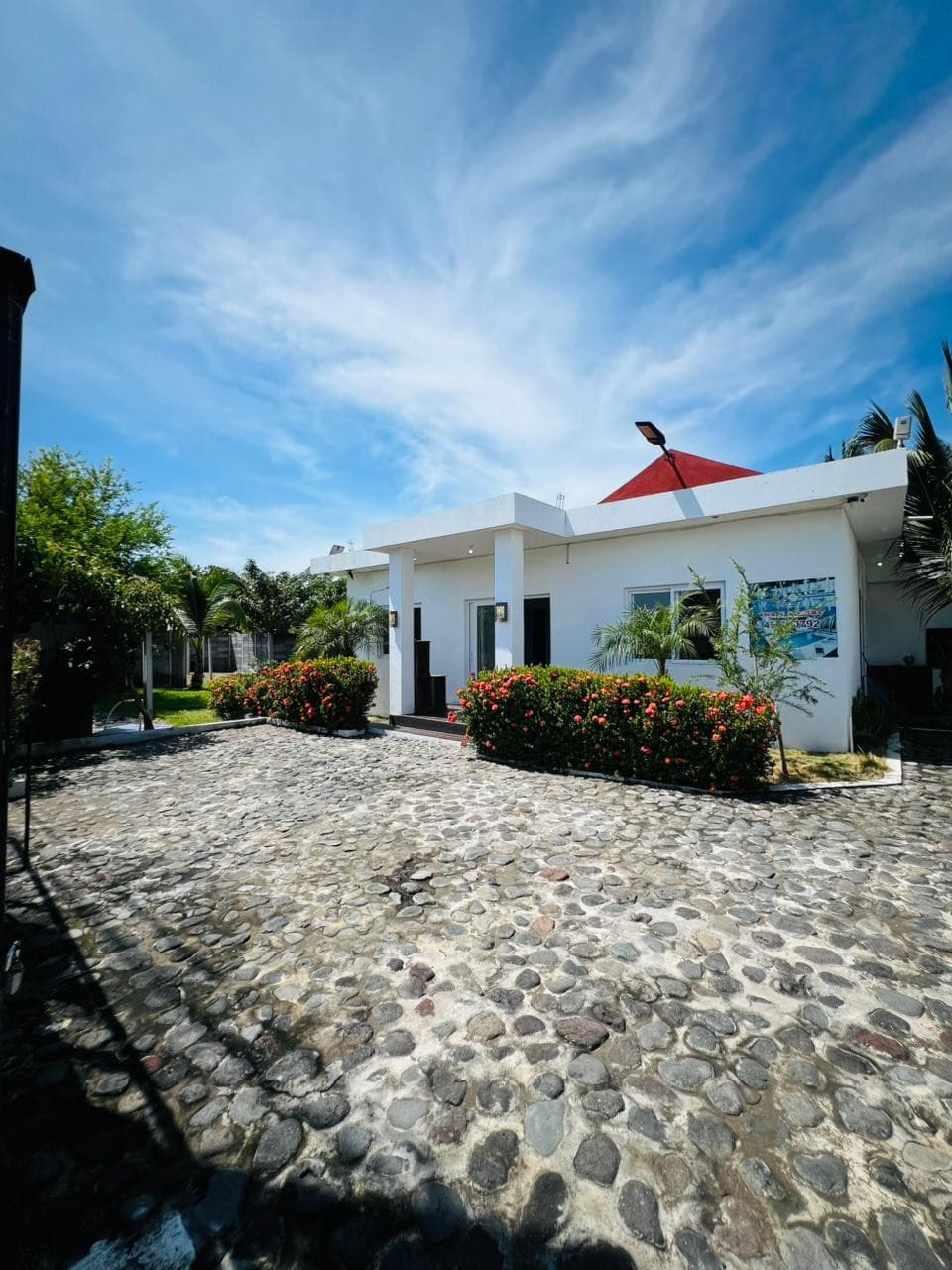 Venta de Chalet amueblado Puerto Iztapa - foto 1