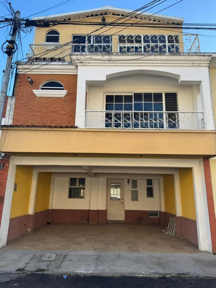 Casa en venta Colinas de Monte María Sur Villa Nueva - foto 1