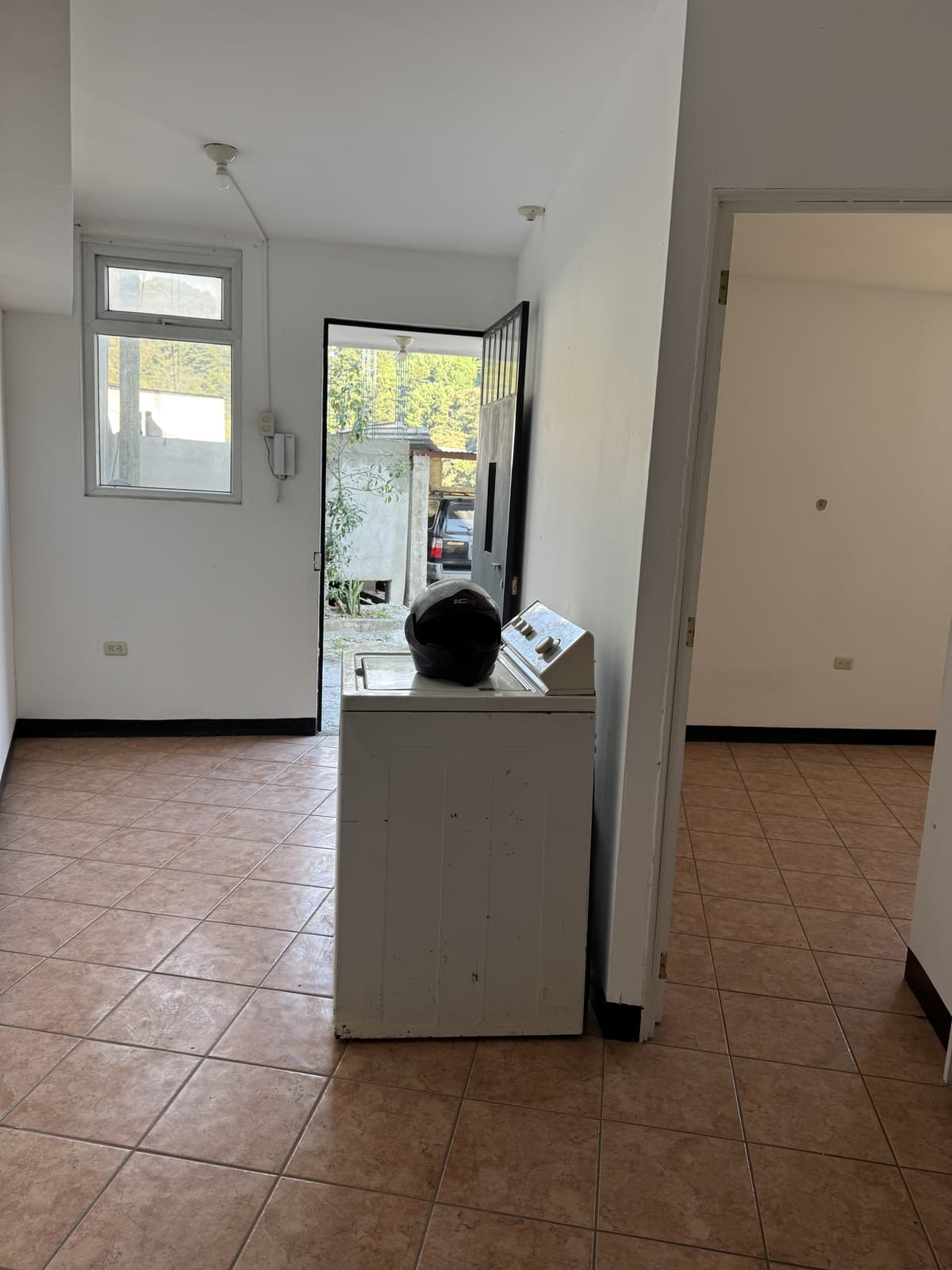 Apartamento en Renta en Zona 1 de Mixco, Lo de Coy  - foto 1