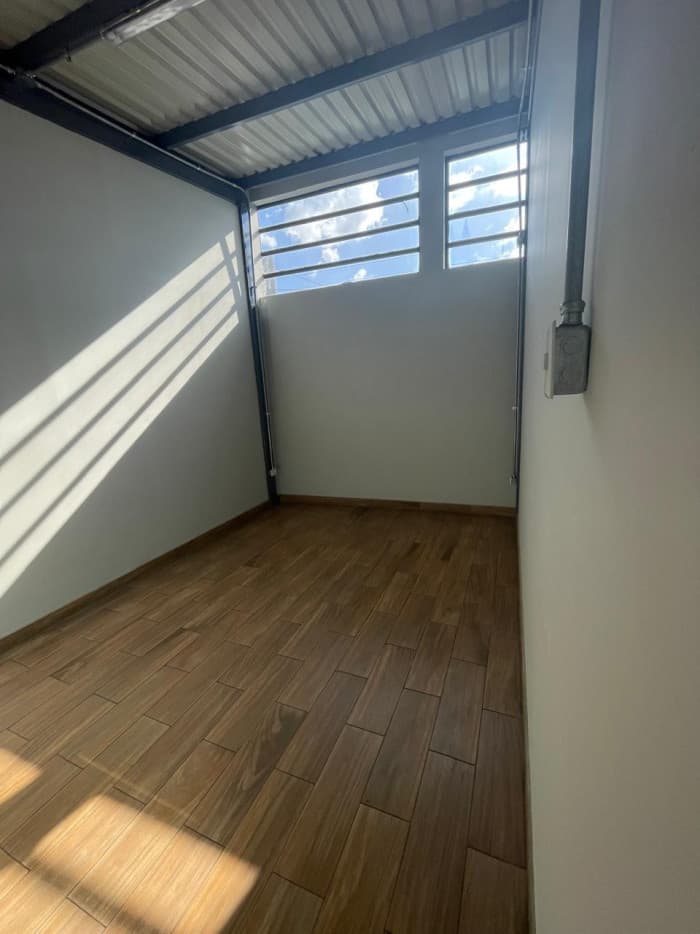 Local Comercial en Renta en Zona 1Villa Nueva Guatemala - foto 1