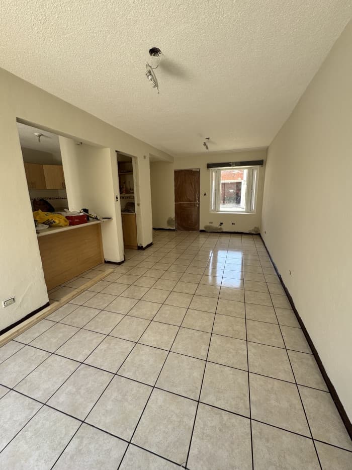 Rento Casa en Cond. Atras de Plaza Villa Nueva  - foto 3