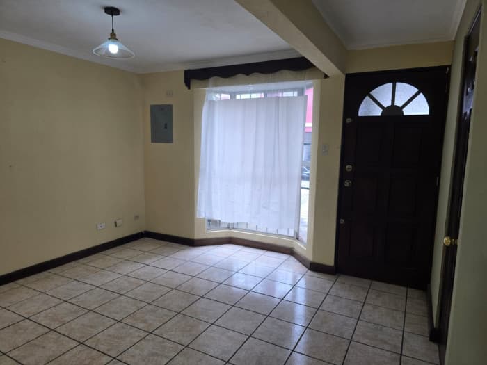 Casa en Venta Prados del Tabacal 1 Villa Nueva - foto 2