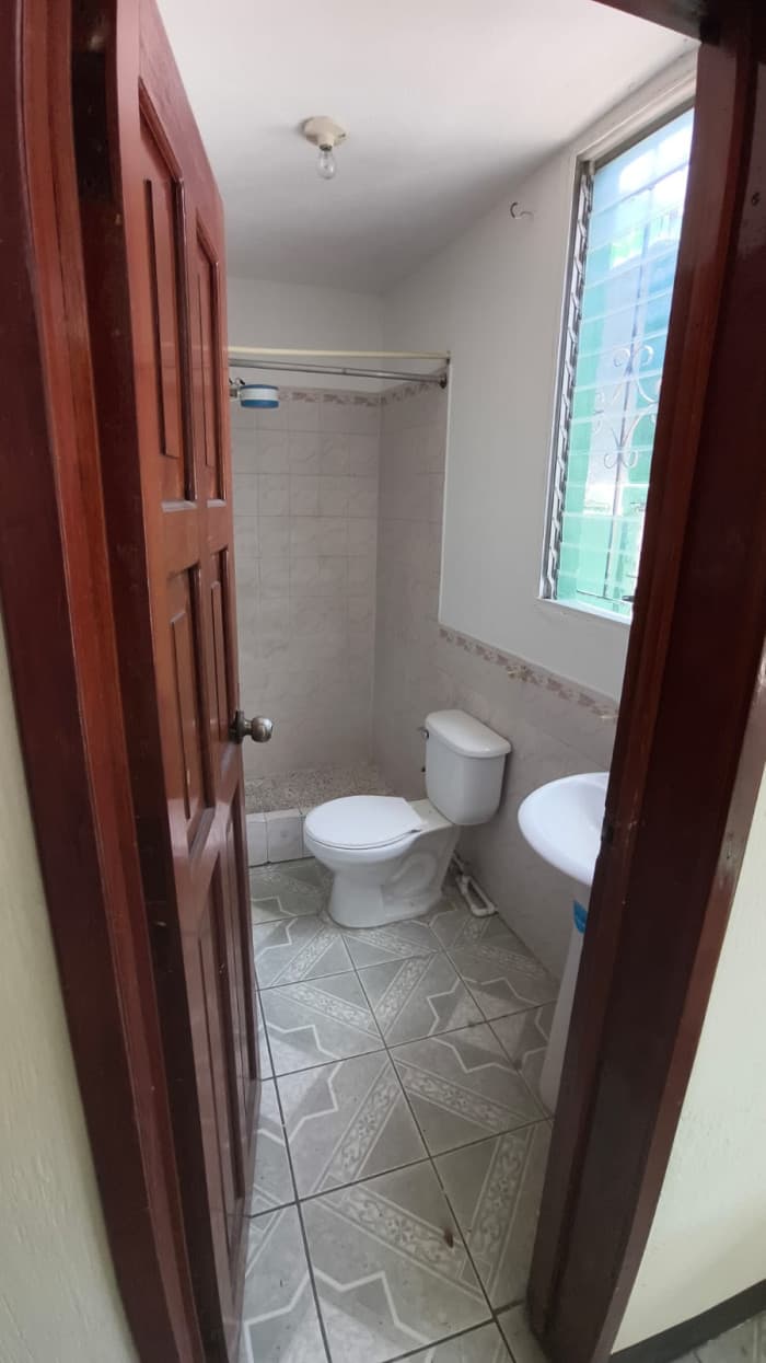 Casa en venta en zona 18 Altos de la Atlántida - foto 3