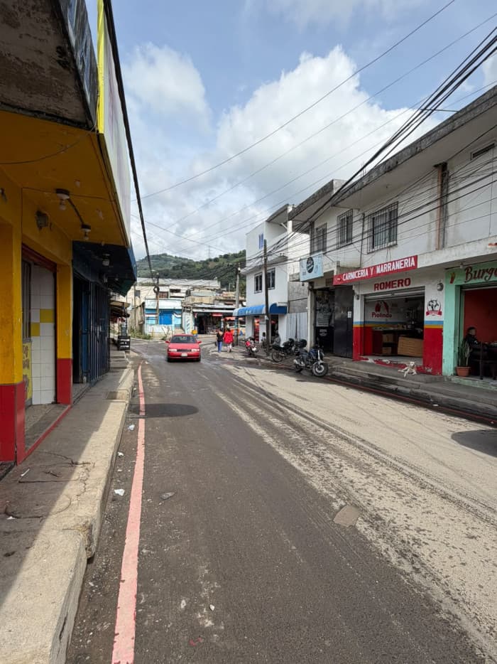 Casa Uso comercial Barcenas V.N - foto 3