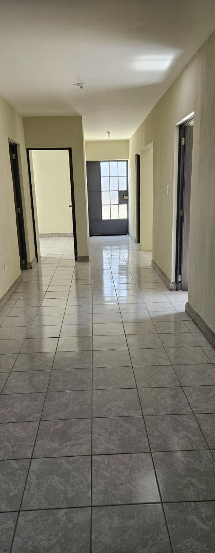 Casa en venta en Linda Vista, Villa Nueva. - foto 3