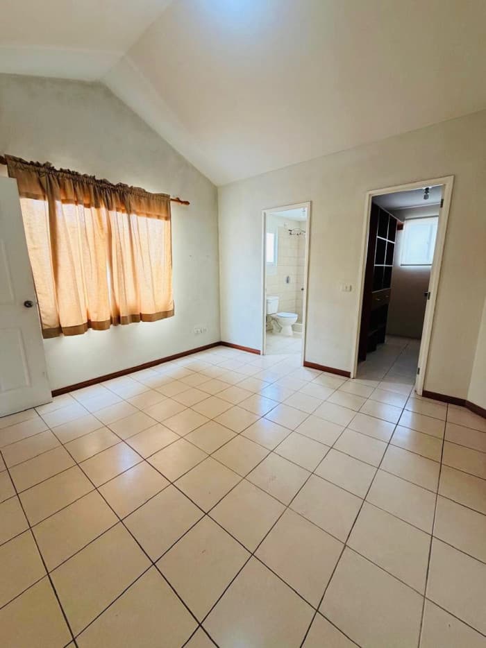 Casa en venta en Jardines de Verona Ciudad Santa Clara - foto 3