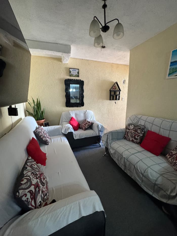 Casa en Venta en Villa Nueva, cerca de Mercado Nuevo  - foto 2