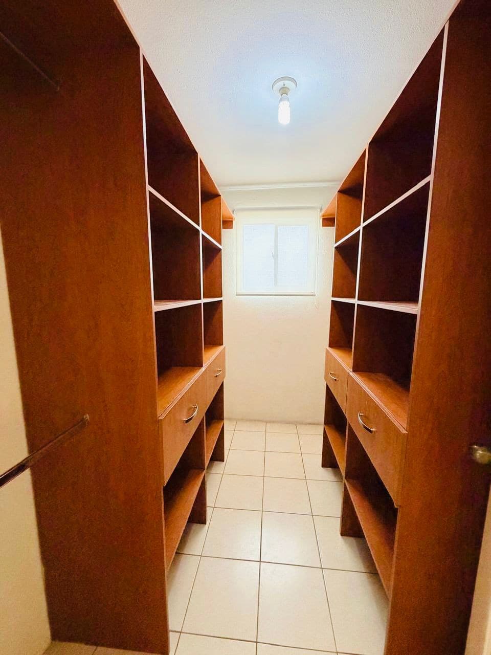Casa en venta en Jardines de Verona Ciudad Santa Clara - foto 2