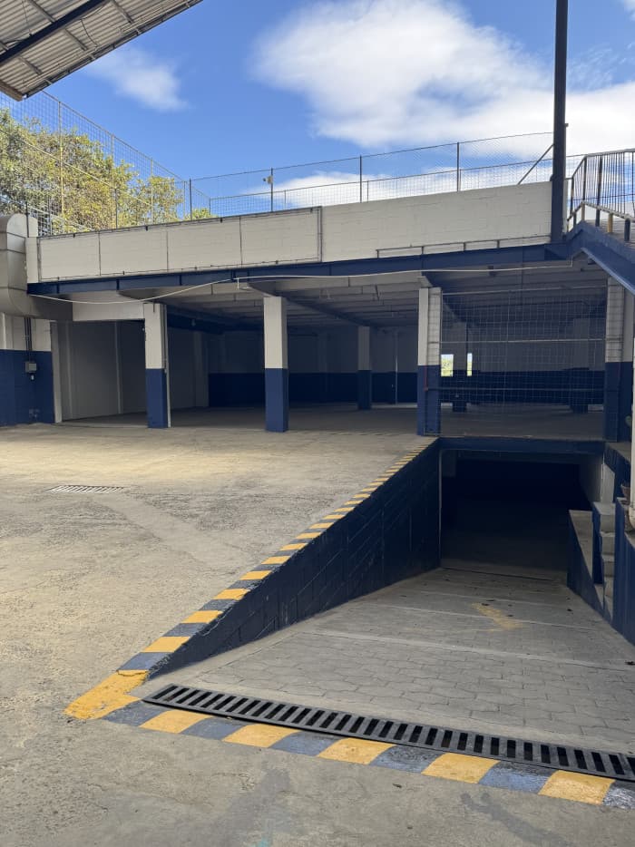 Ofibodega en Renta en San Cristobal, Boulevard Sur  - foto 4