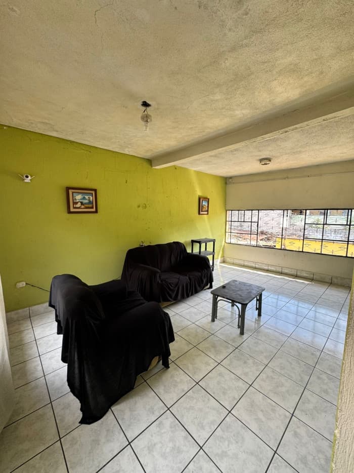 Casa en venta en el centro de Amatitlán - foto 4