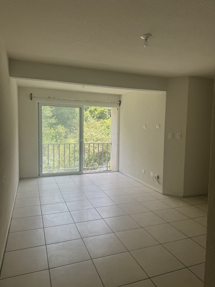 Vendo Apartamento en Edificio Entre Valles Villa Nueva  - foto 4