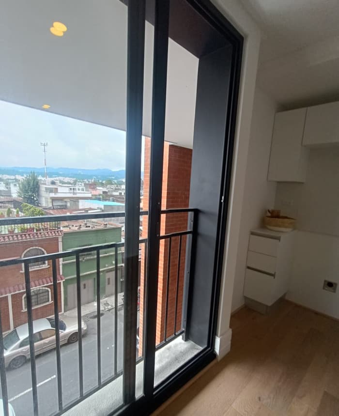 APARTAMENTO EN RENTA EN CENTRICO ZONA 5 GT. - foto 6