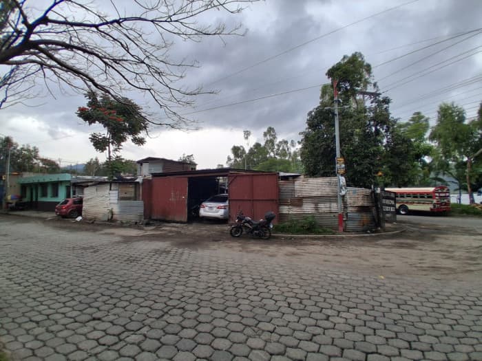 Terreno en Venta en esquina villa canales - foto 2
