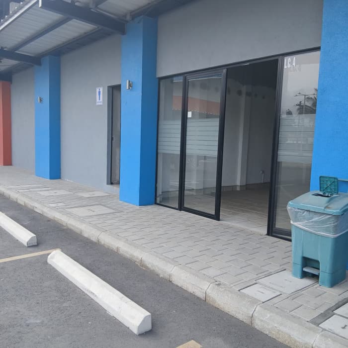 Local Comercial en Renta en Interlago Amatitlán - foto 3