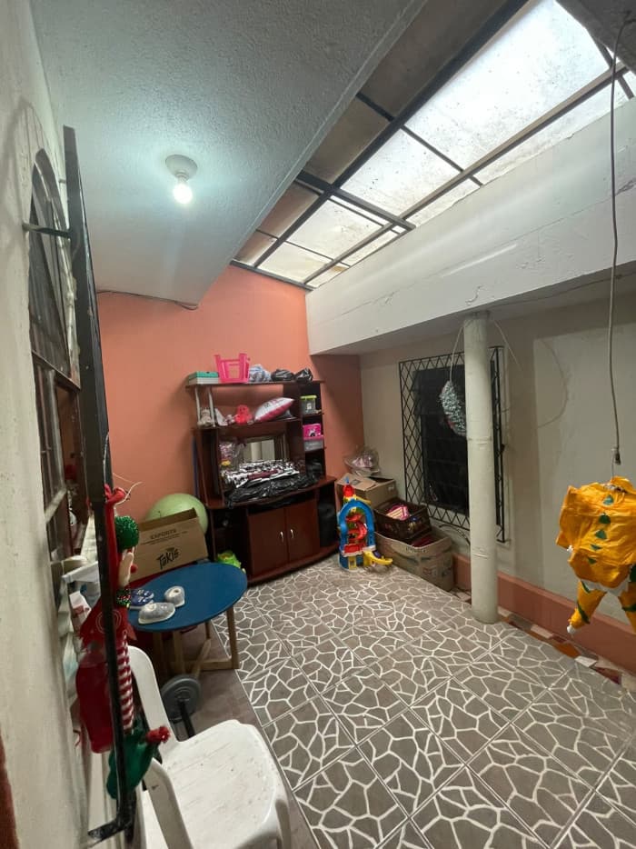 Casa en Venta de 4 Habitaciones en Villa Nueva Zona 4 - foto 8