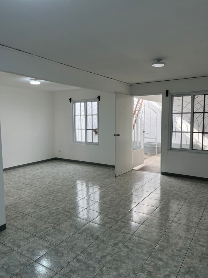 Casa en venta en alamedas de Santa clara, Villa nueva - foto 2
