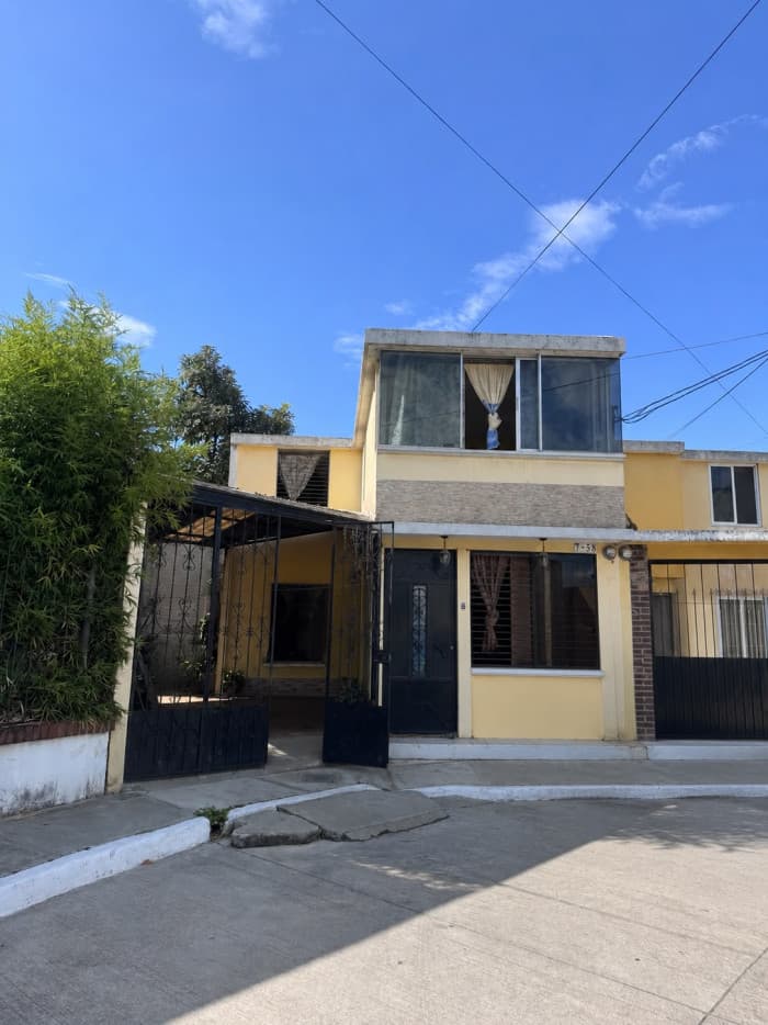 Casa en venta Alamedas de San Miguel, Villa Nueva - foto 1