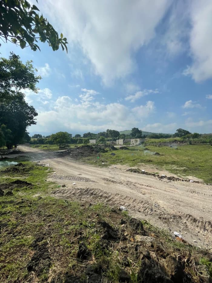 Terreno en venta en residencial jocotillo Villa Canales - foto 3