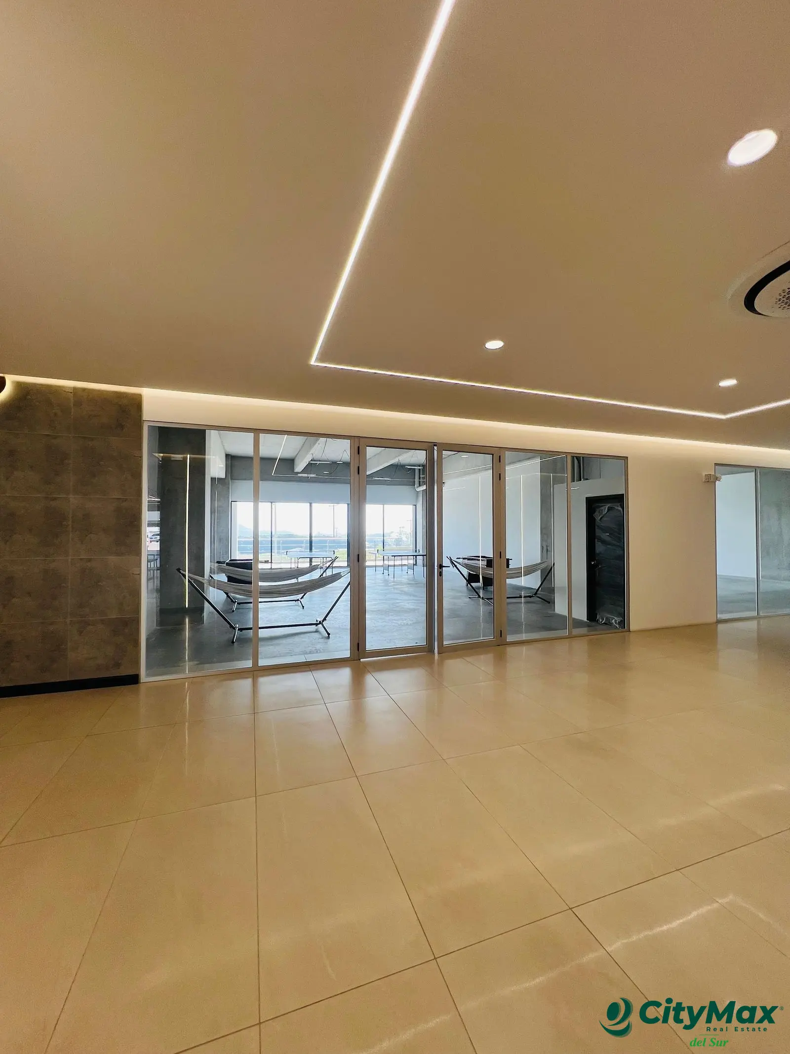 Oficinas en Renta Villa Nueva Torre Fuego - foto 6