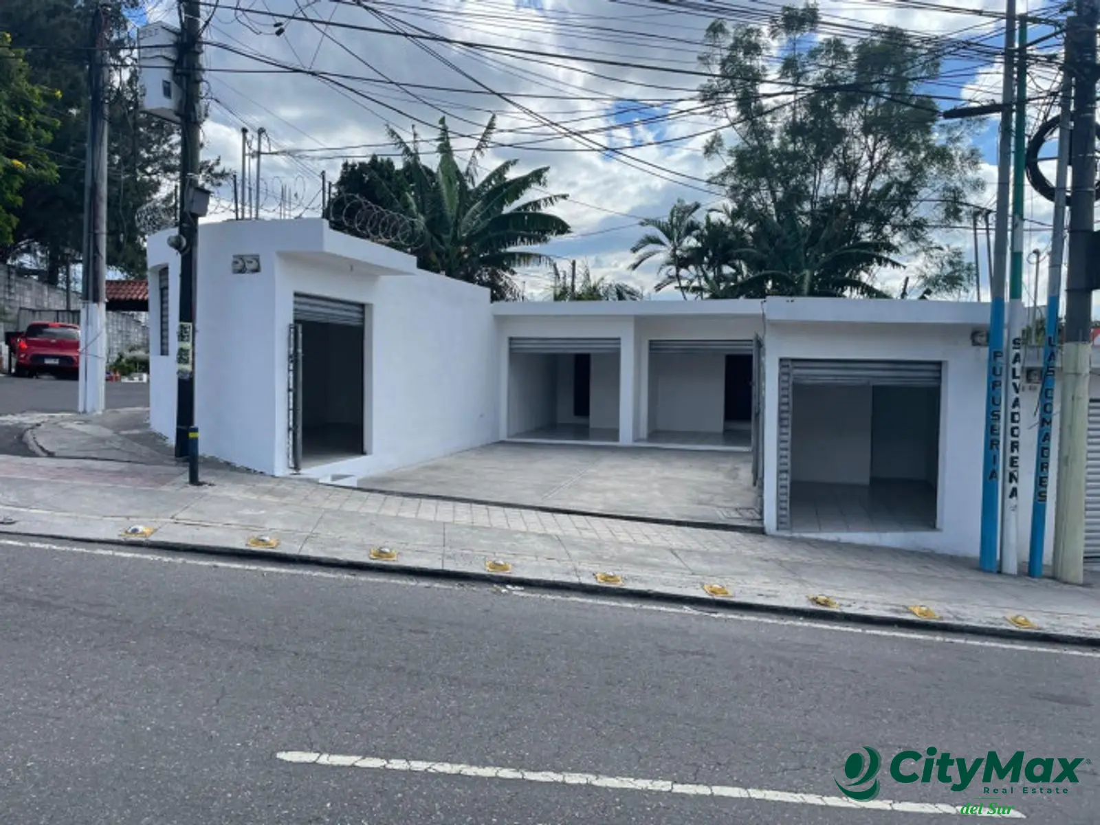 Renta de Local comercial por Condado Catalina V.N - foto 1