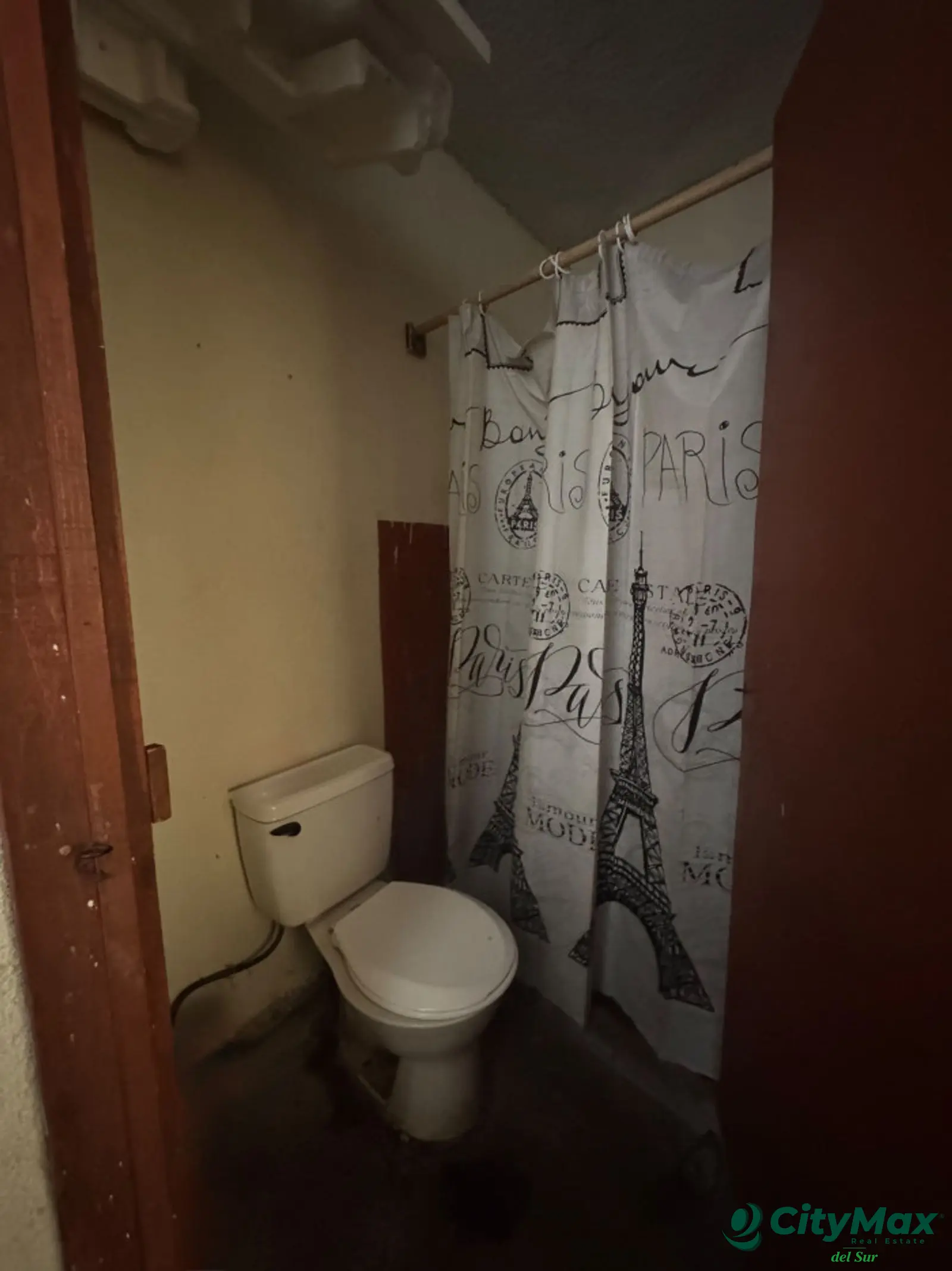 Casa en Venta en Villa Nueva, cerca de Calle Real  - foto 8