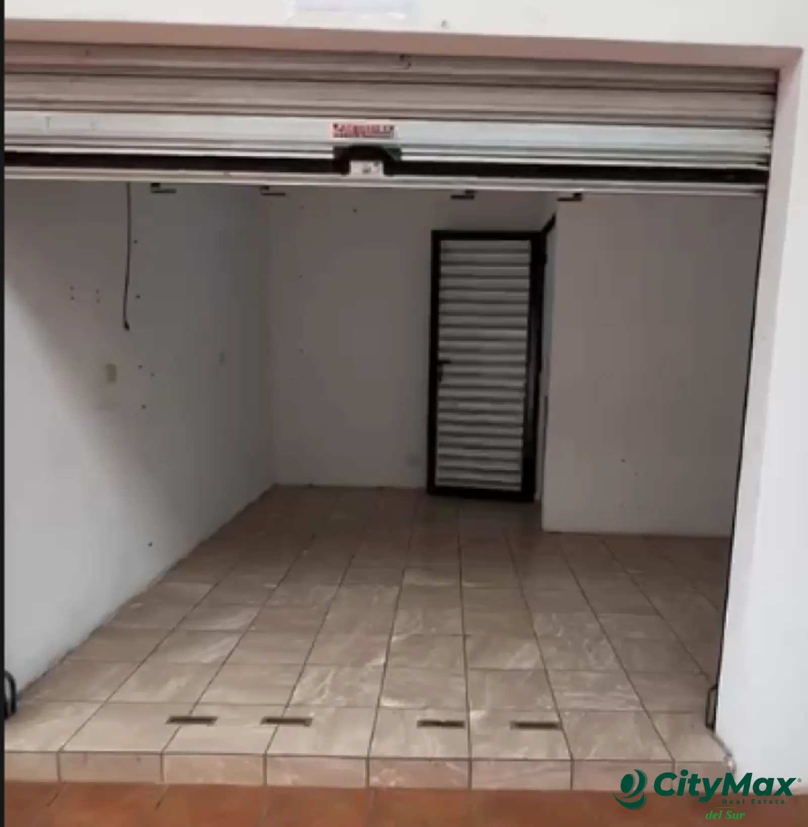Local en renta Barcenas villa nueva Plaza San Angel - foto 4