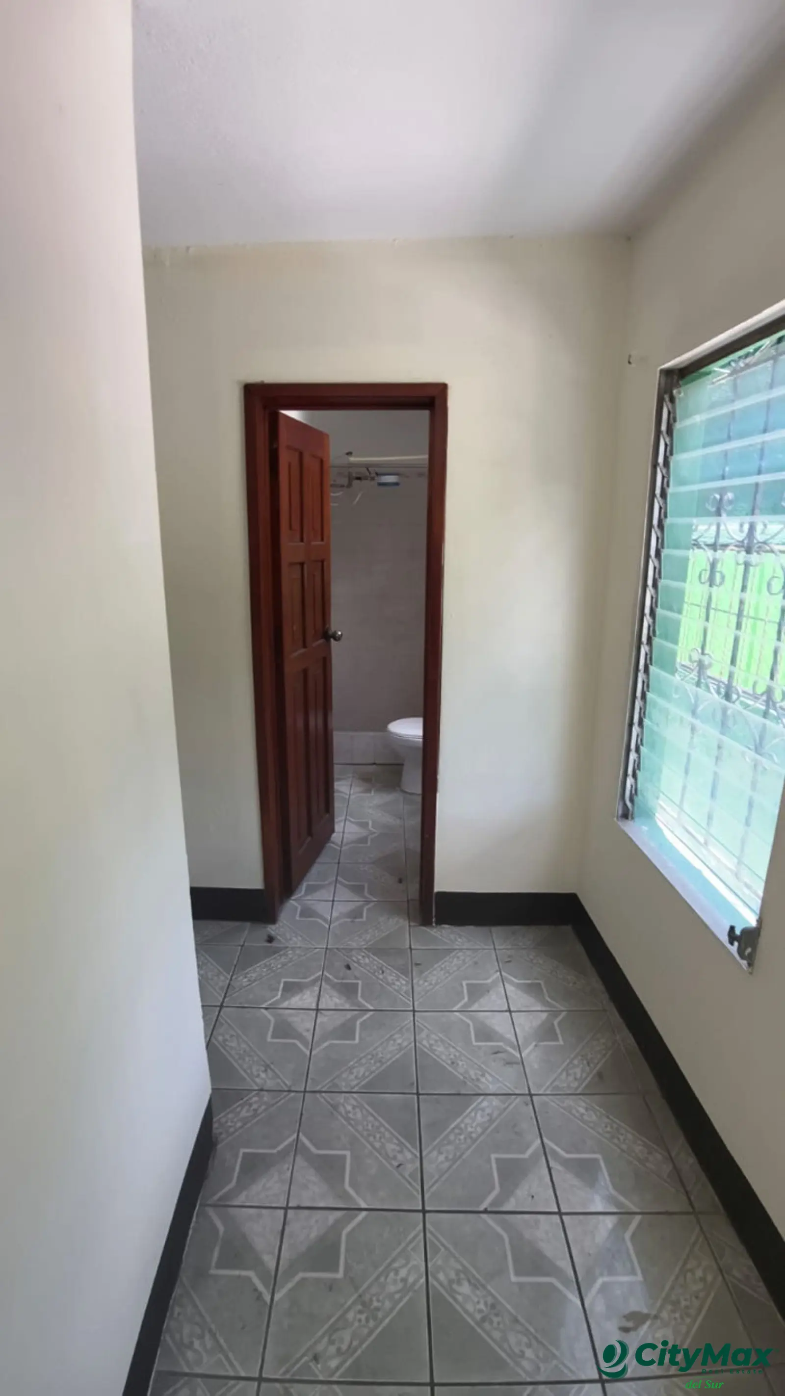 Casa en venta en zona 18 Altos de la Atlántida - foto 10