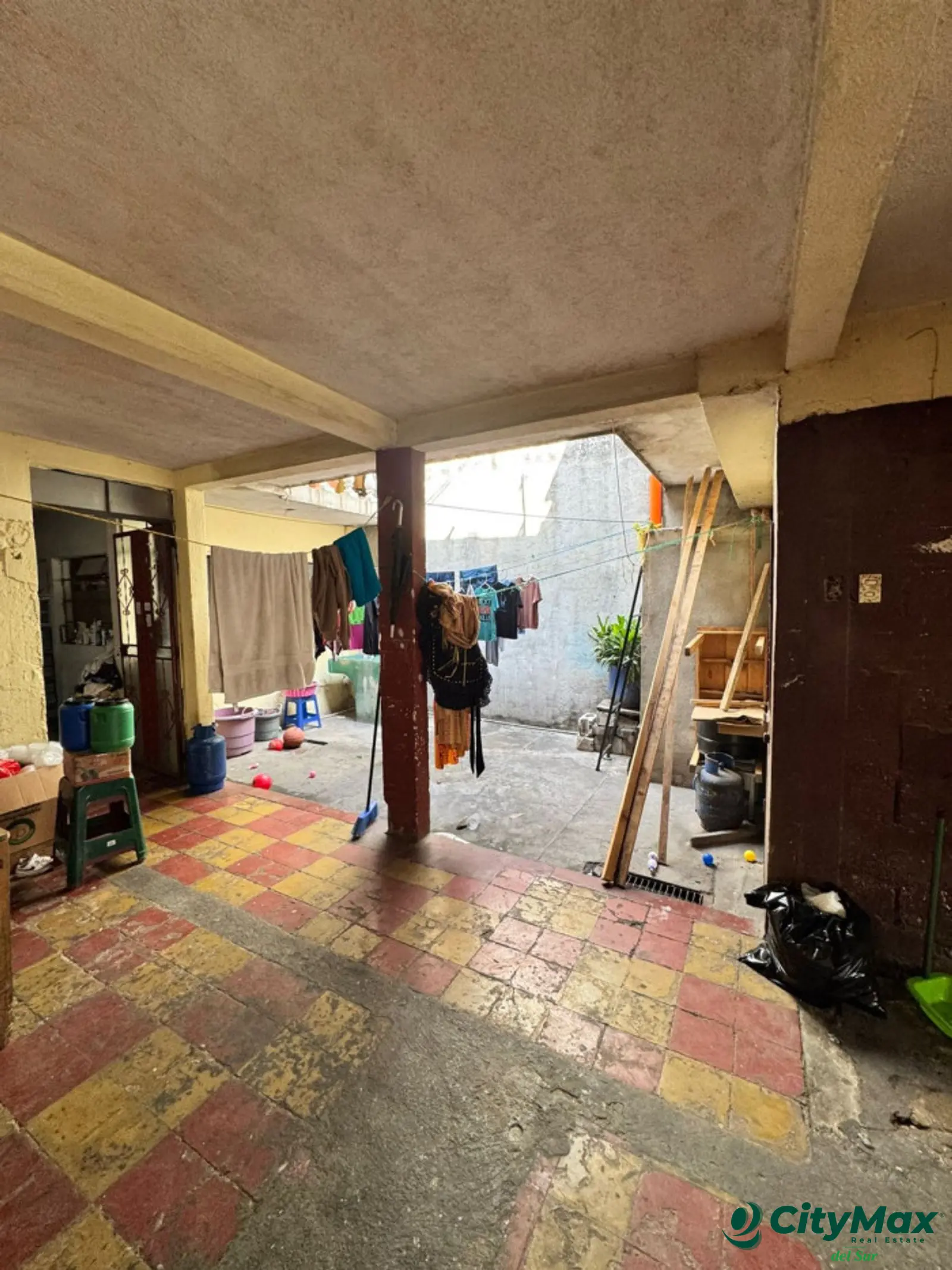 Casa en venta en el centro de Amatitlán - foto 3