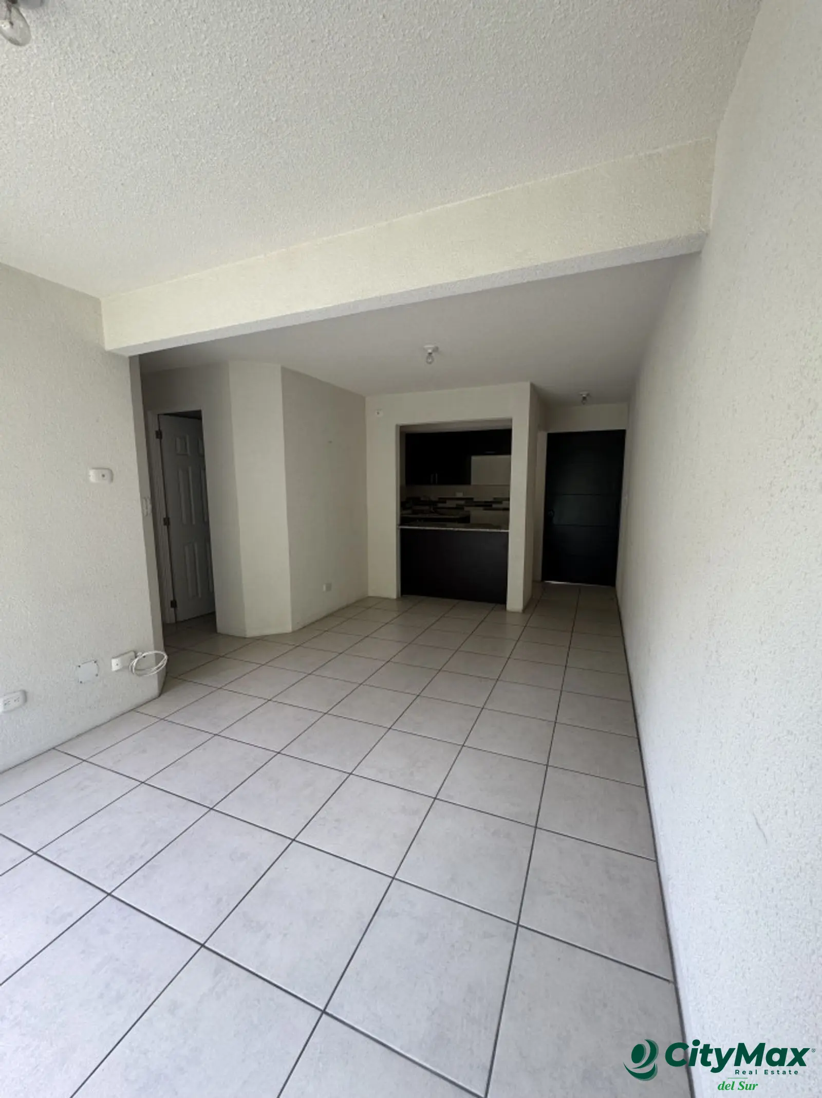 Vendo Apartamento en Edificio Entre Valles Villa Nueva  - foto 9