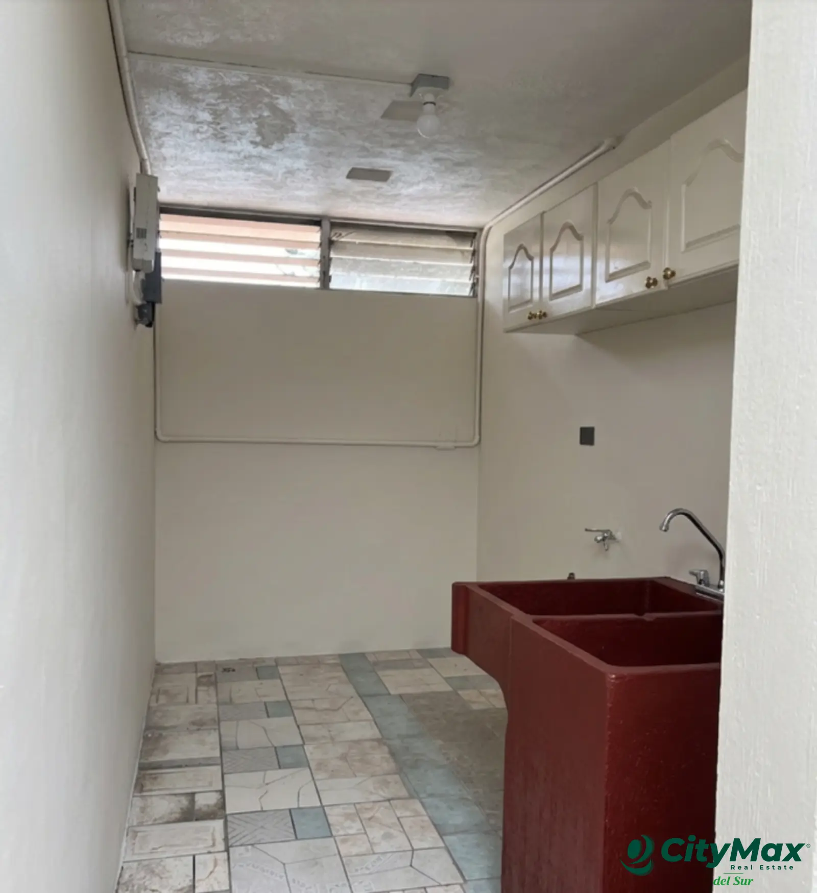 Casa en Venta Zona 18 dentro de residencial  - foto 10