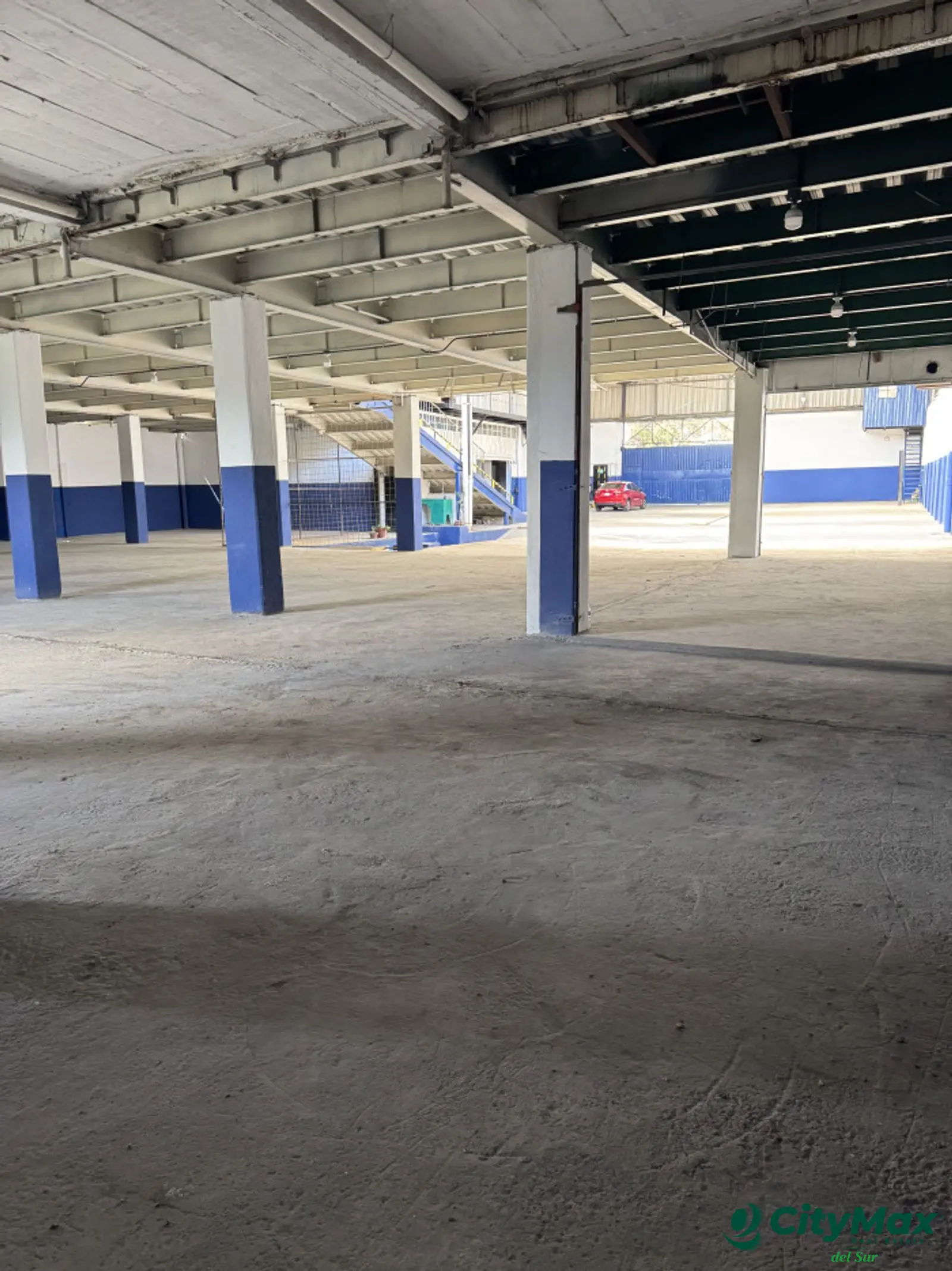Ofibodega en Renta en San Cristobal, Boulevard Sur - foto 2
