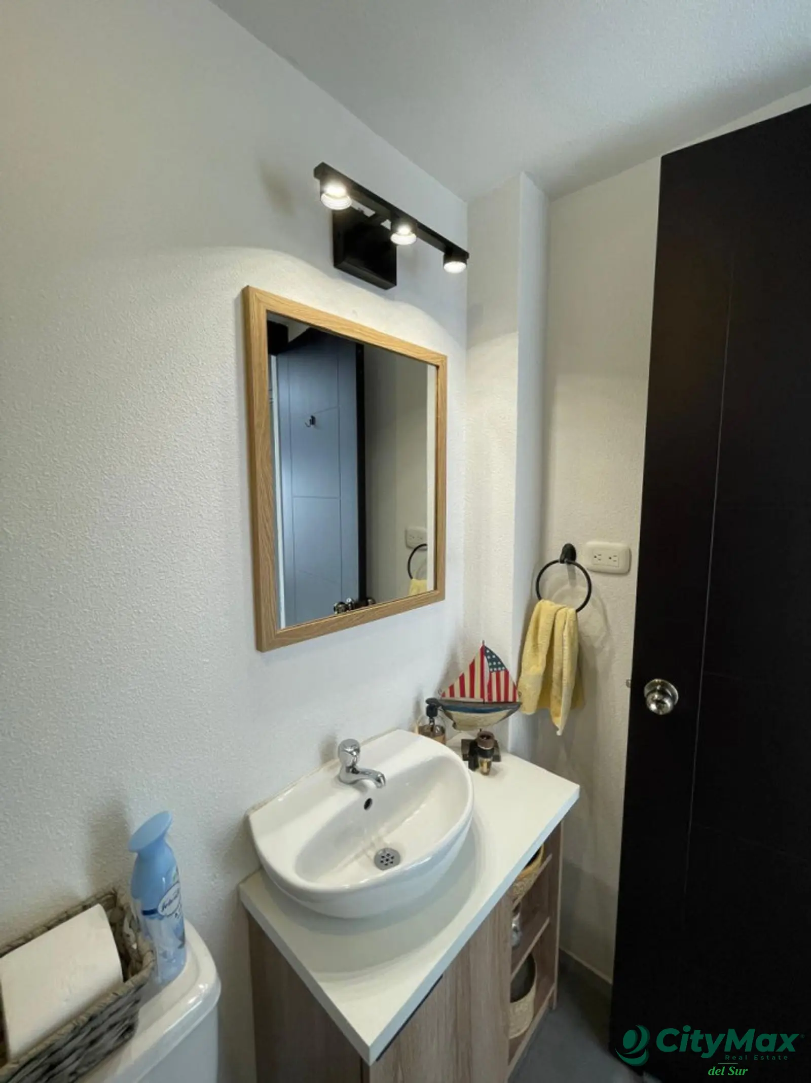 Casa en renta tipo Town House - foto 3