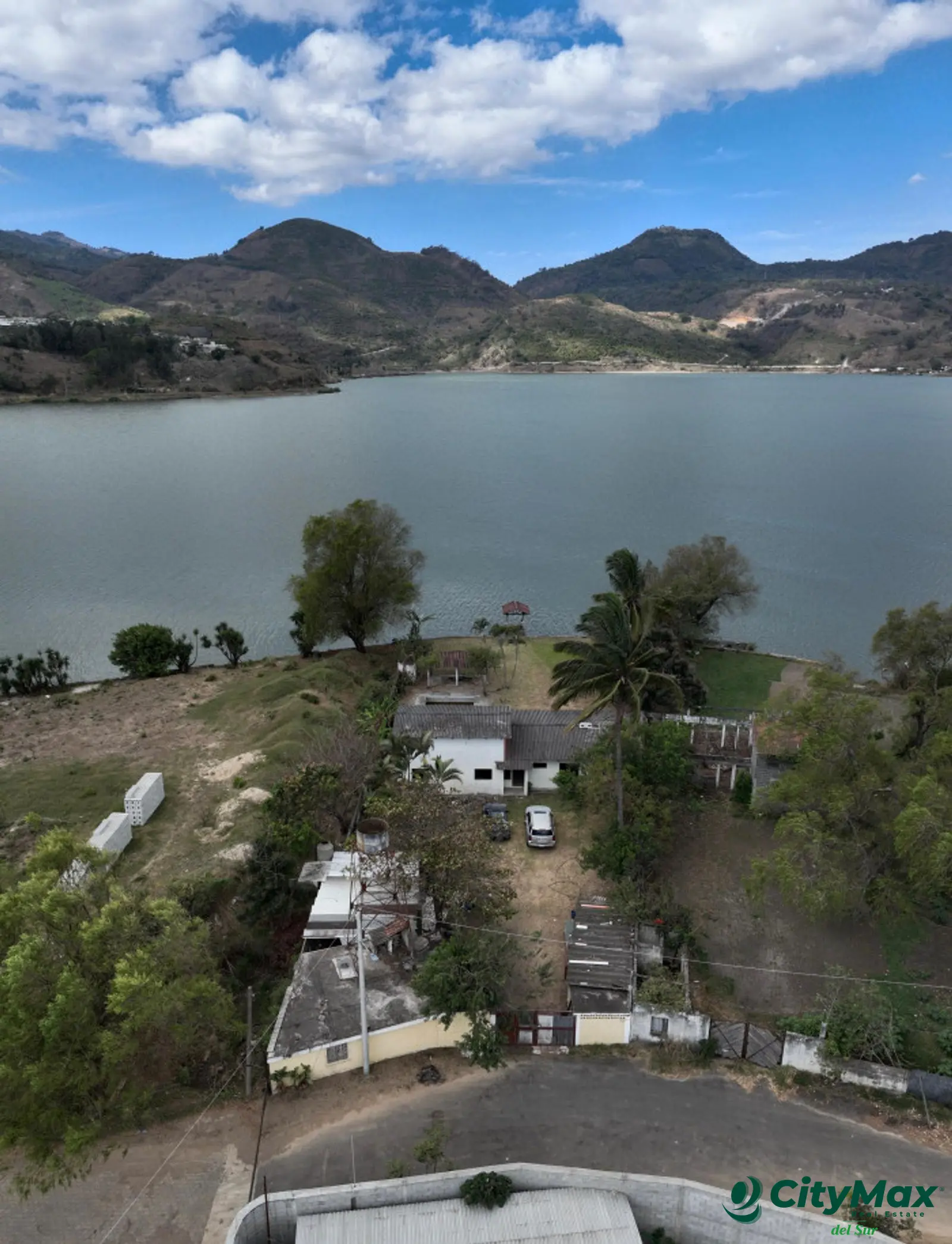 Chalet en venta a orilla del lago Amatitlán - foto 7