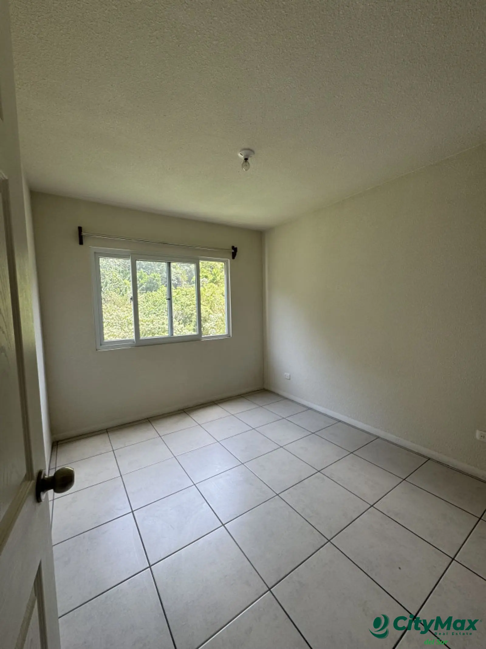Vendo Apartamento en Edificio Entre Valles Villa Nueva  - foto 13