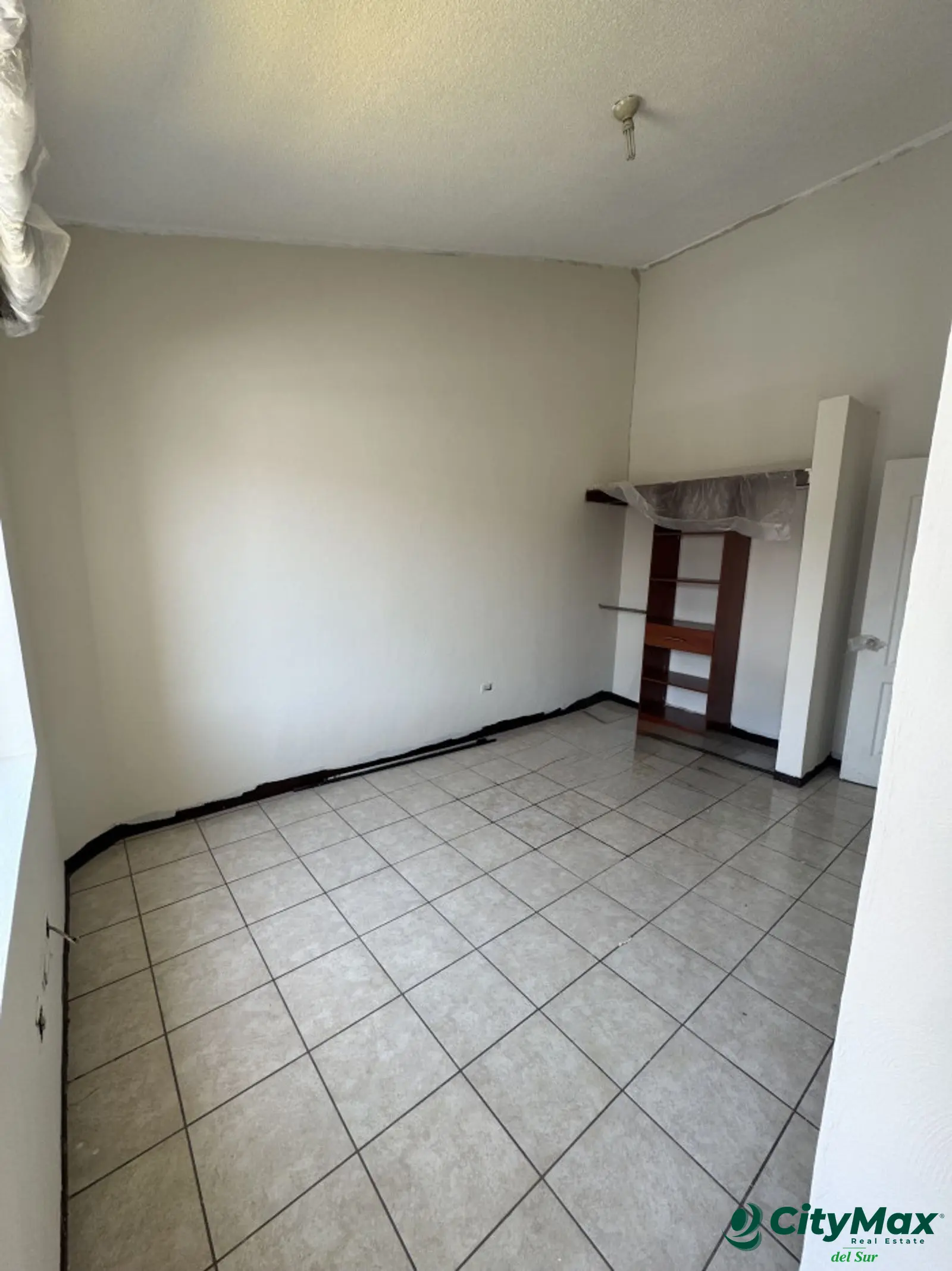 Rento Casa en Cond. Atras de Plaza Villa Nueva - foto 15