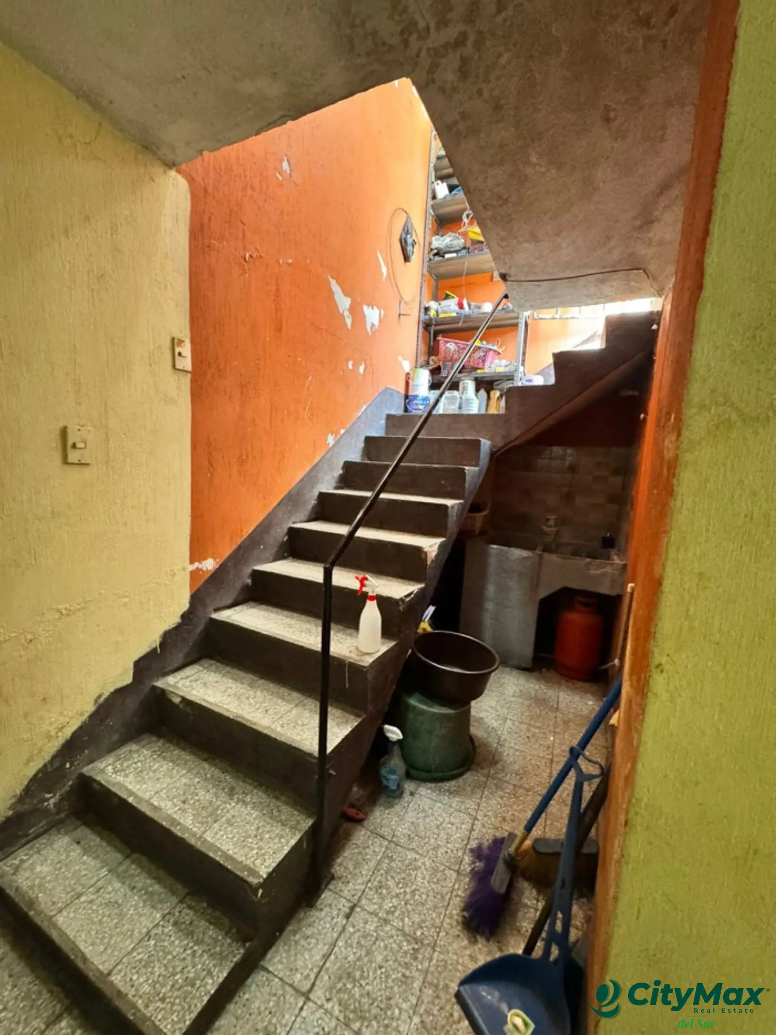 Casa en venta en el centro de Amatitlán - foto 9