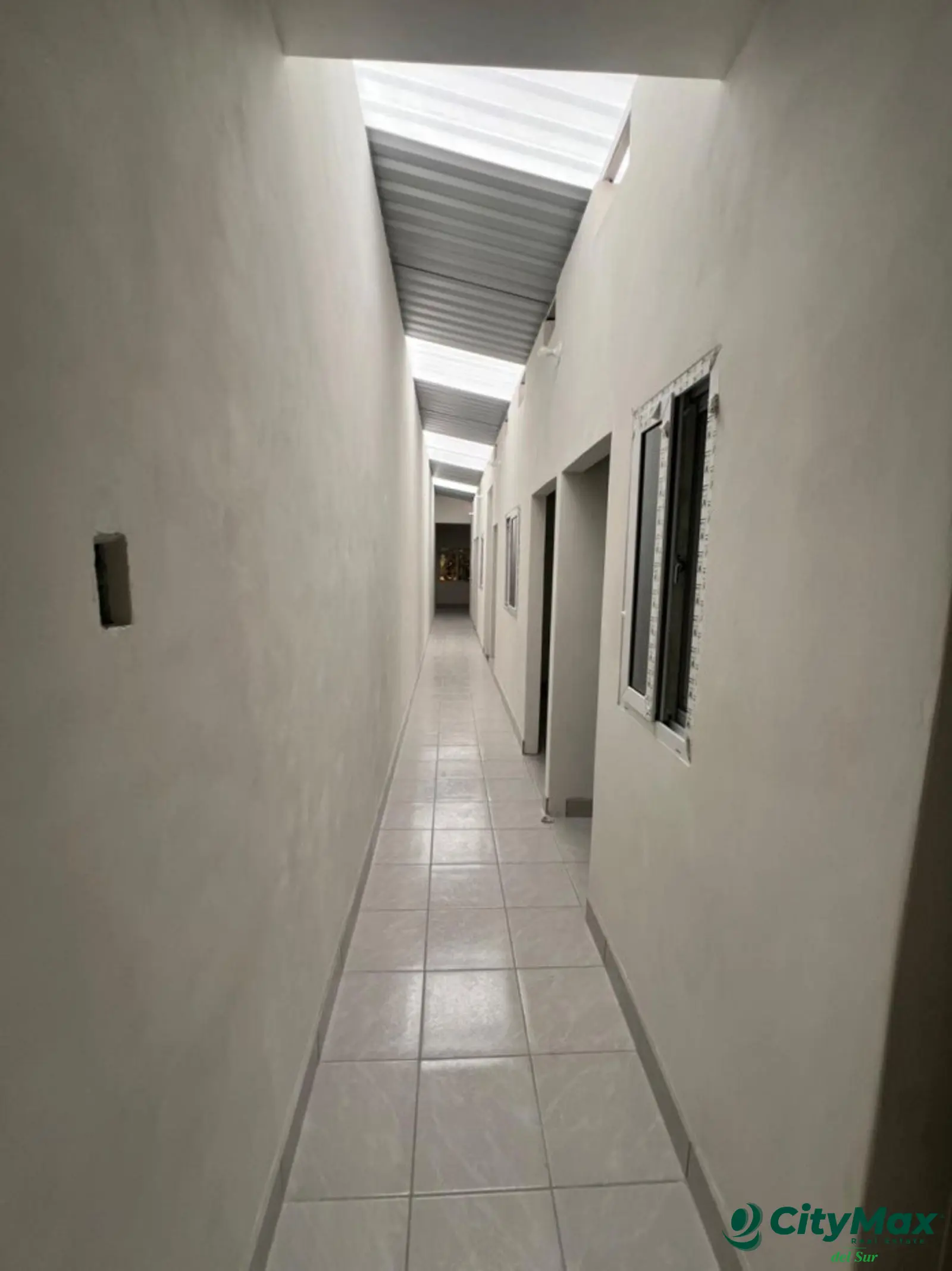 Casa con uso de suelo comercial. - foto 23