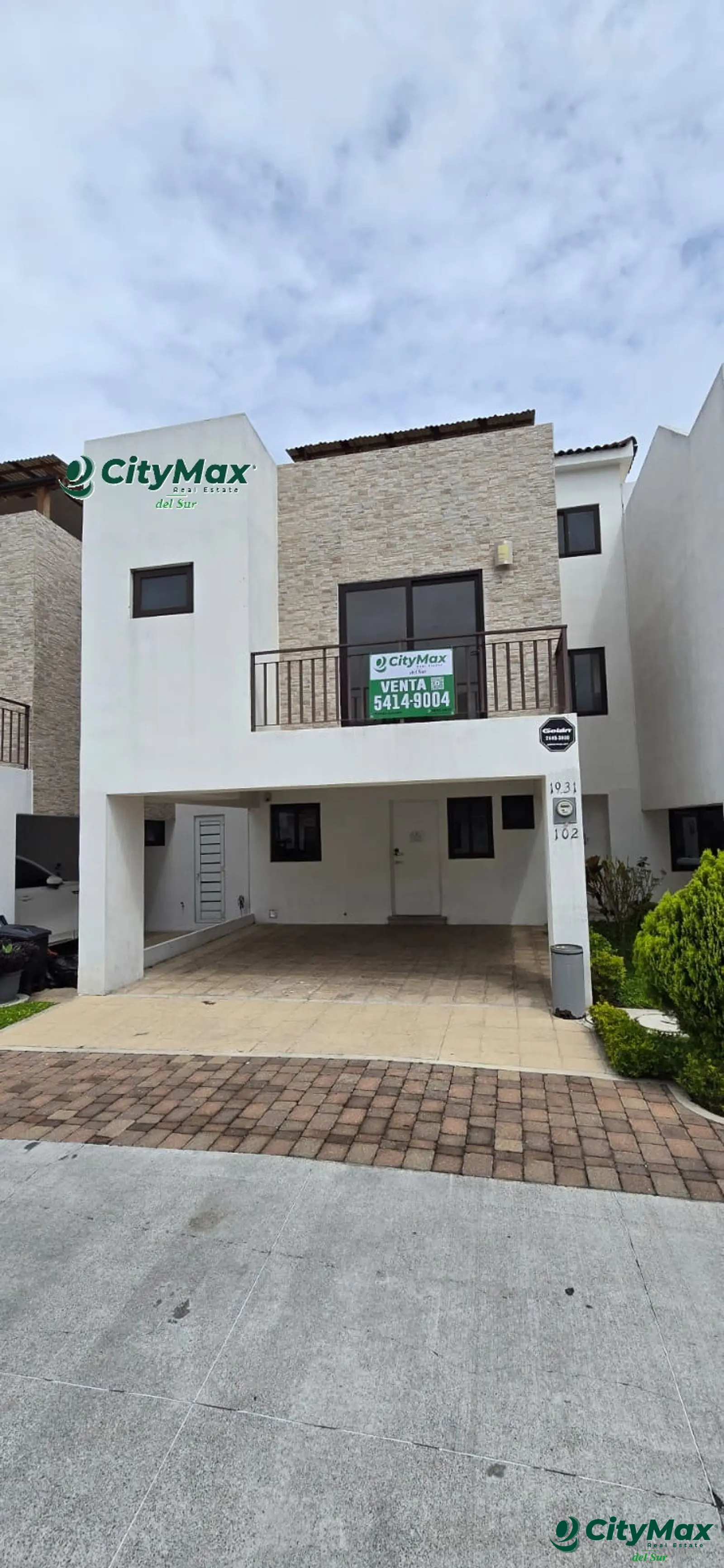 Casa en venta en Andana 2 en Hacienda de Las Flores - Fachada