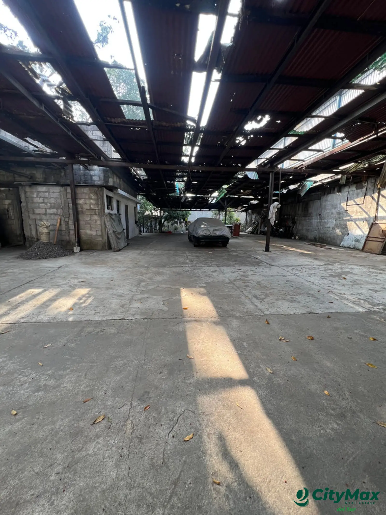 Casa en venta para uso comercial e industrial - foto 9