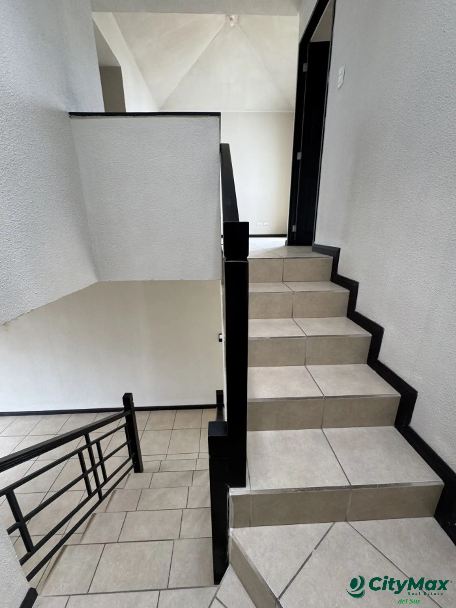 Vendo Casa en Cond en Zona 2 de Villa Nueva (Esquina) - foto 17