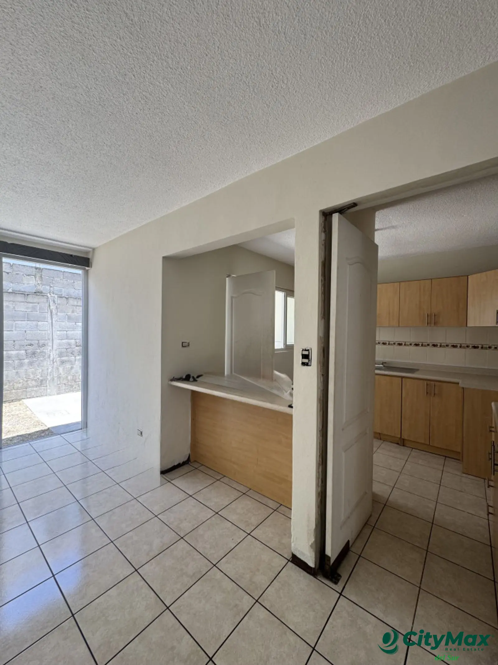 Rento Casa en Cond. Atras de Plaza Villa Nueva - foto 6