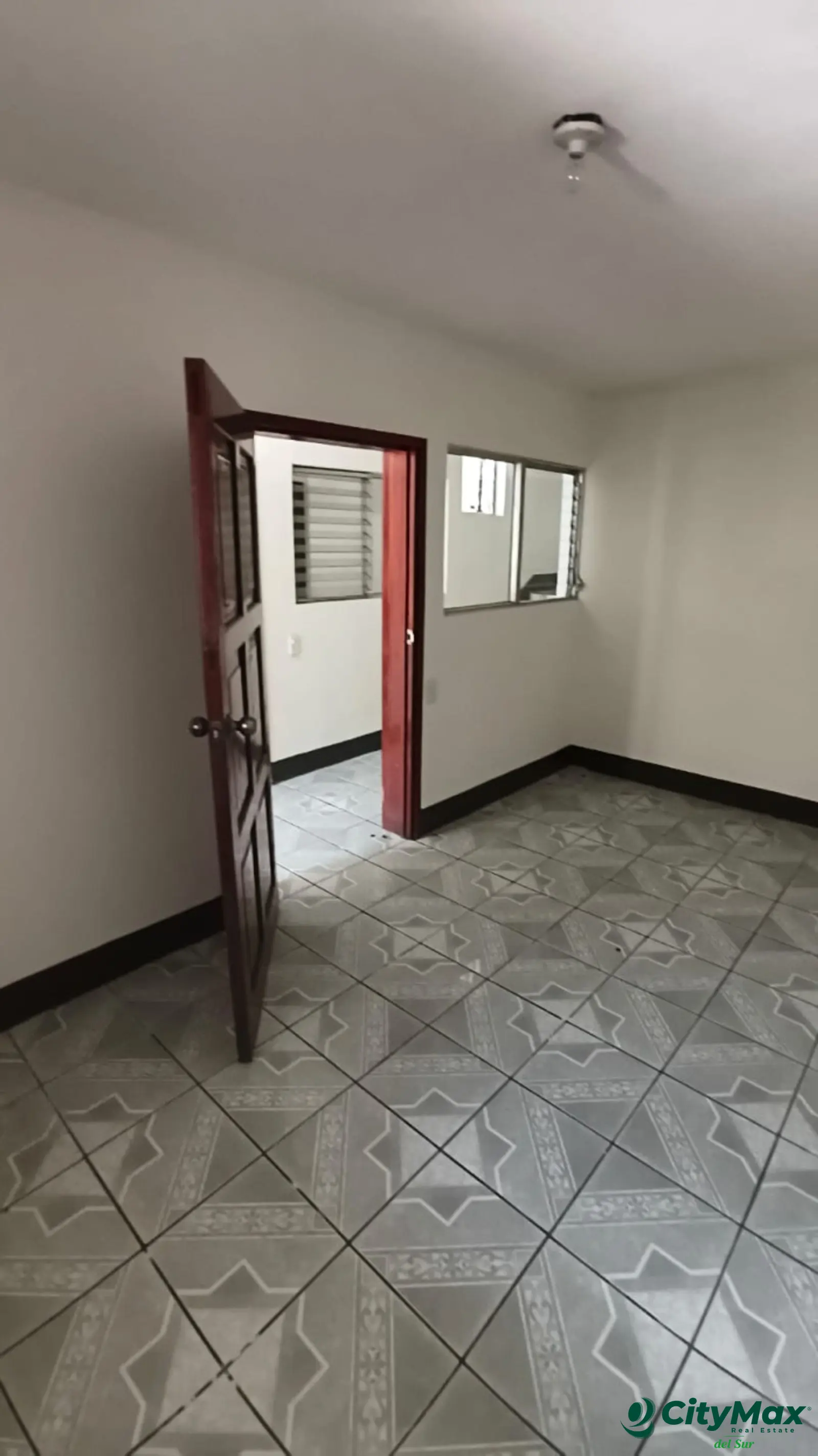 Casa en venta en zona 18 Altos de la Atlántida - foto 11