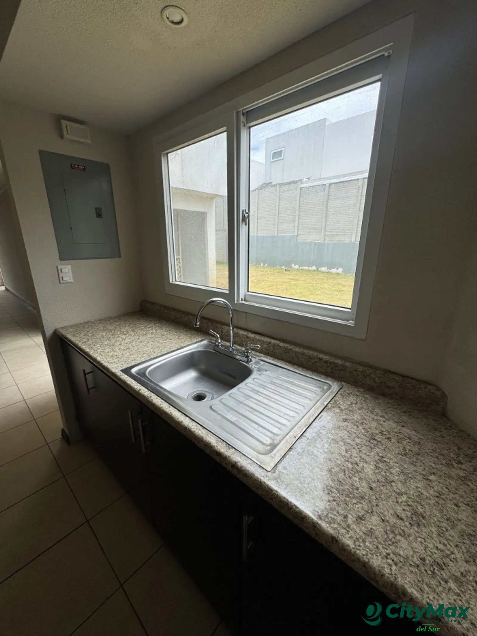 Vendo Casa en Cond en Zona 2 de Villa Nueva (Esquina) - foto 10