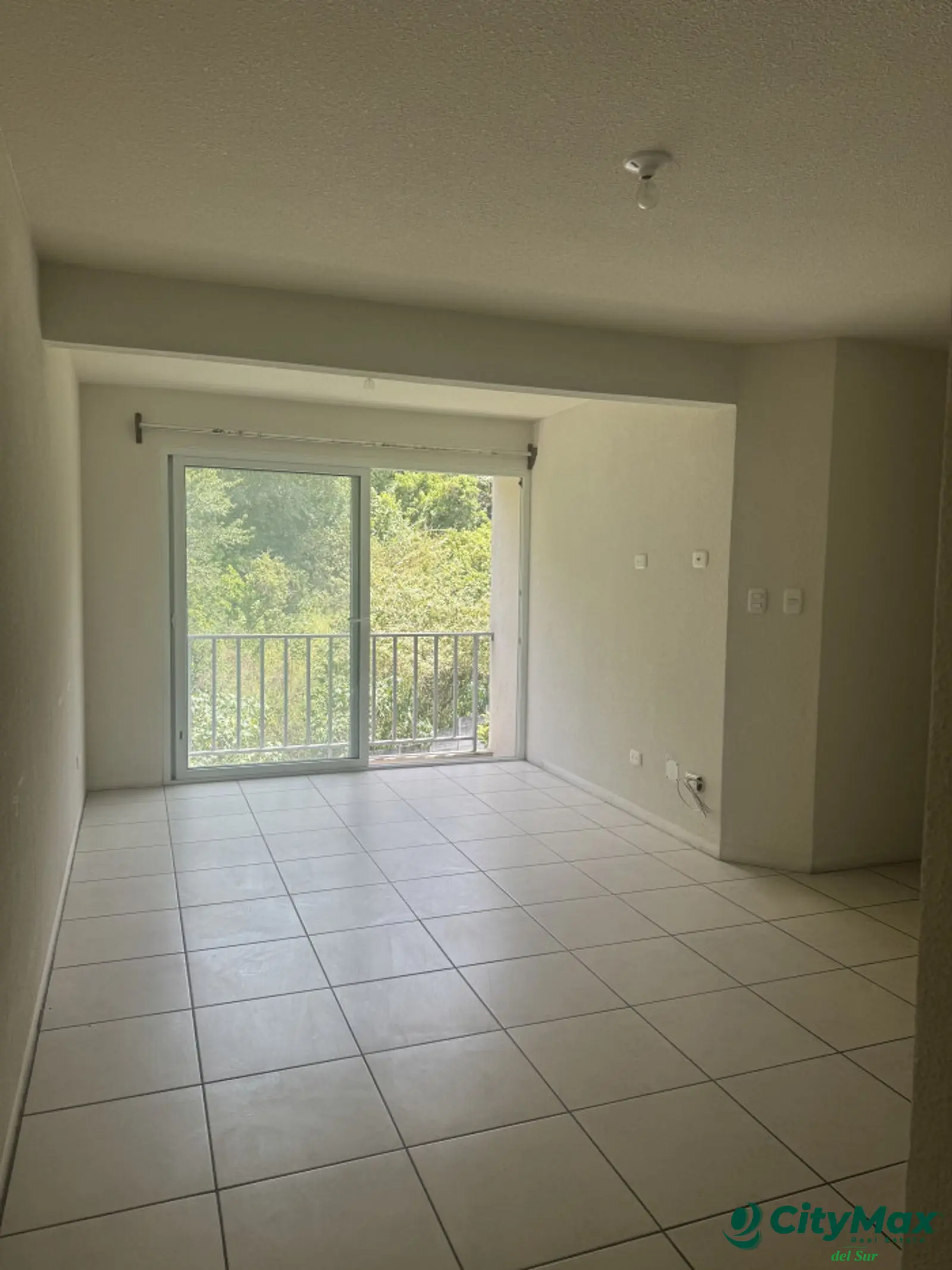 Vendo Apartamento en Edificio Entre Valles Villa Nueva  - foto 4