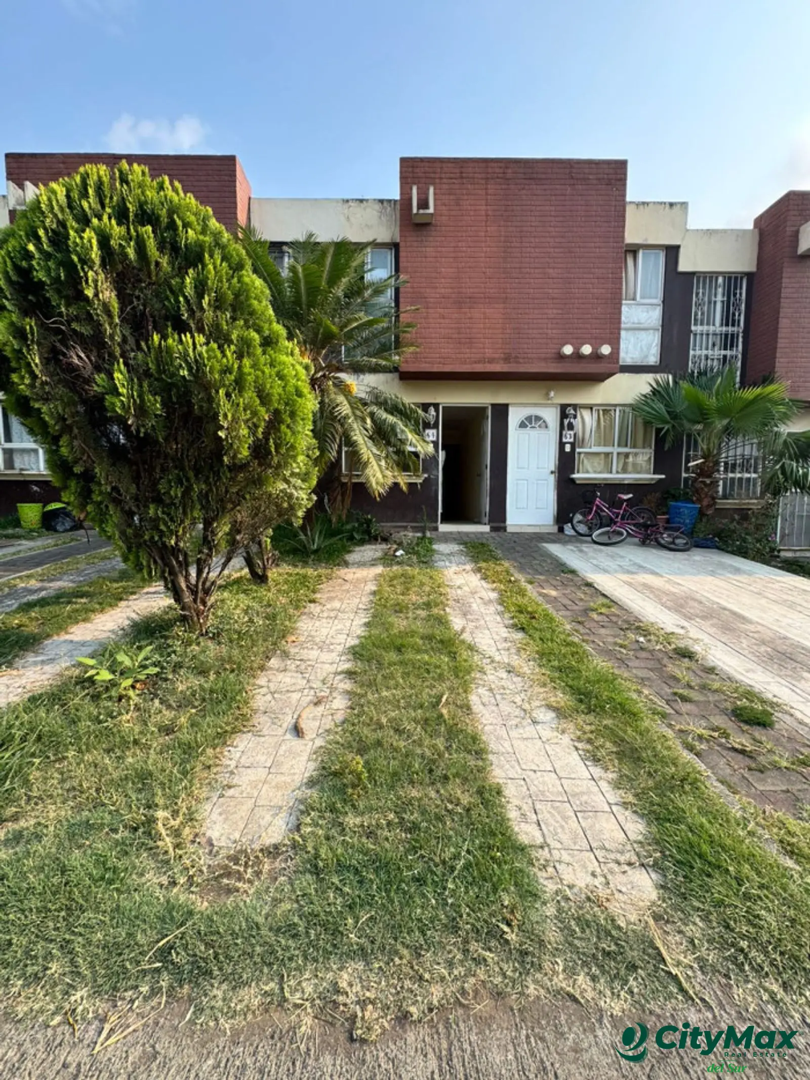 casa tipo Town House en Venta - foto 2