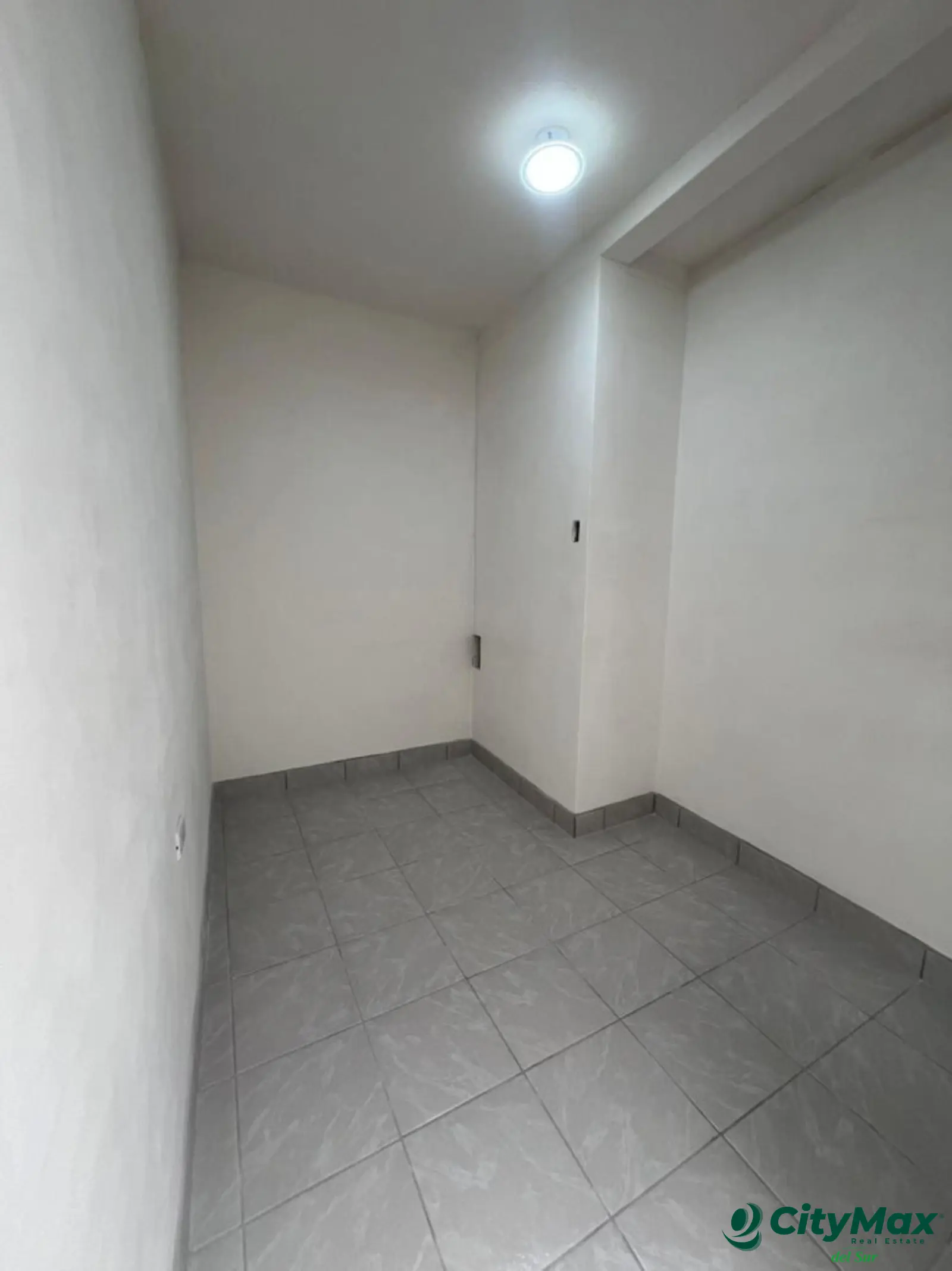 Casa con uso de suelo comercial. - foto 17