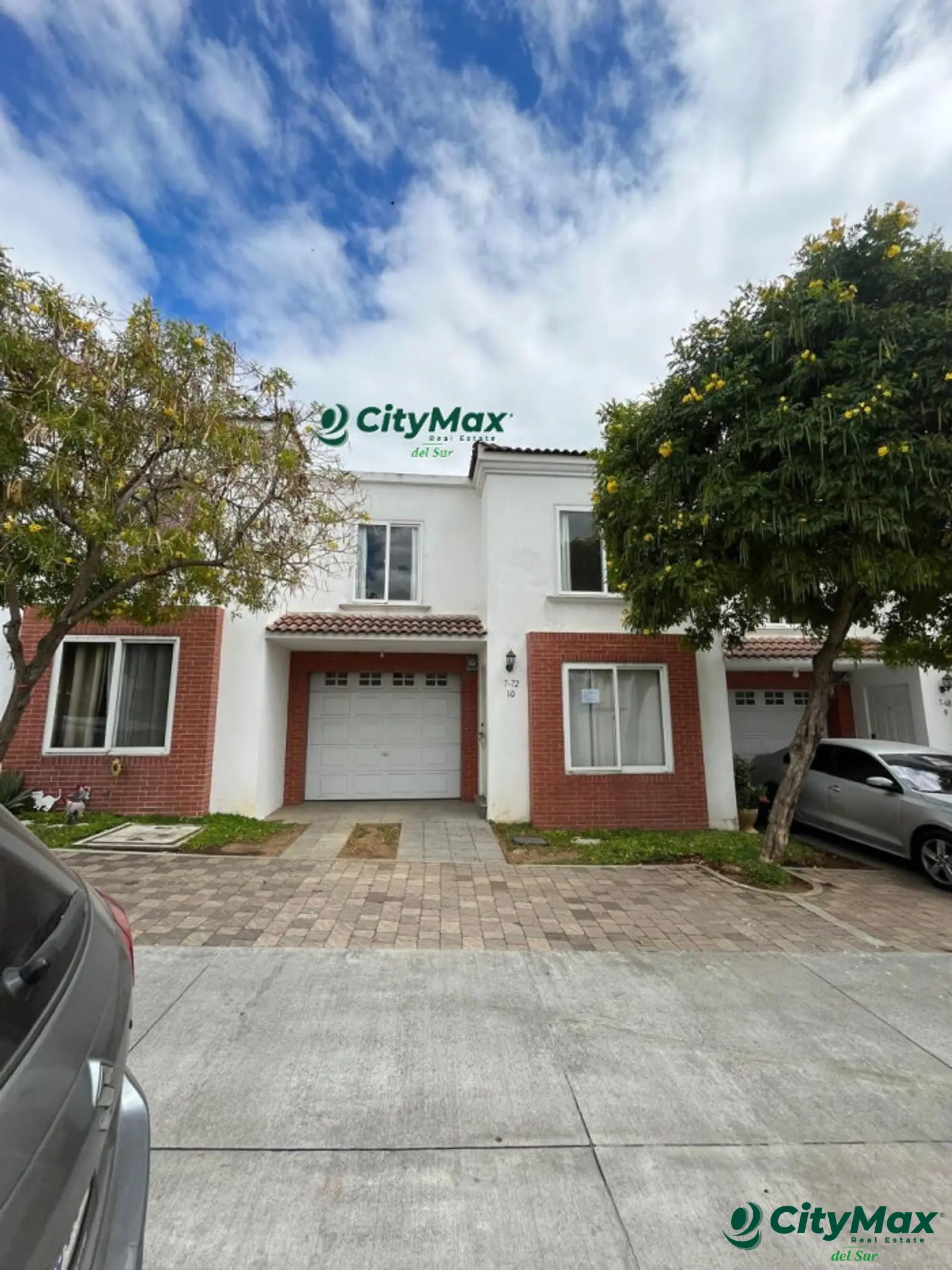 Casa en venta Sector 2 en Hacienda de Las Flores - Fachada