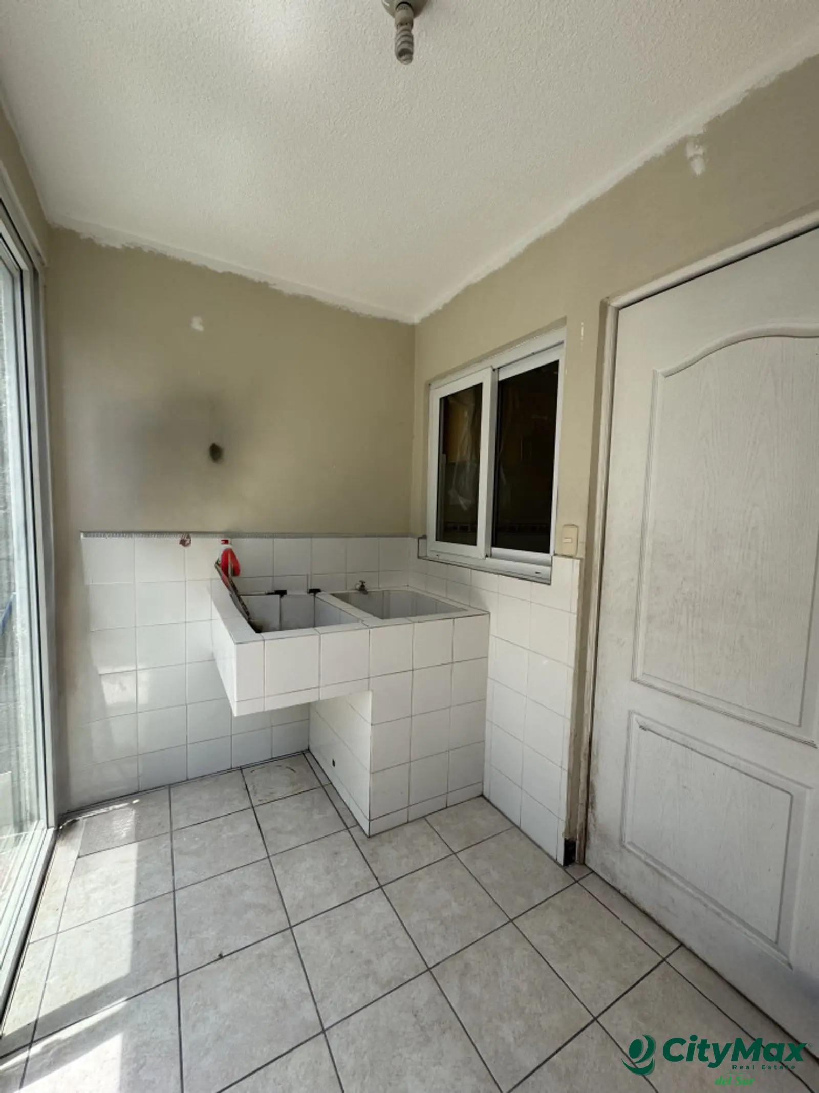 Rento Casa en Cond. Atras de Plaza Villa Nueva - foto 10