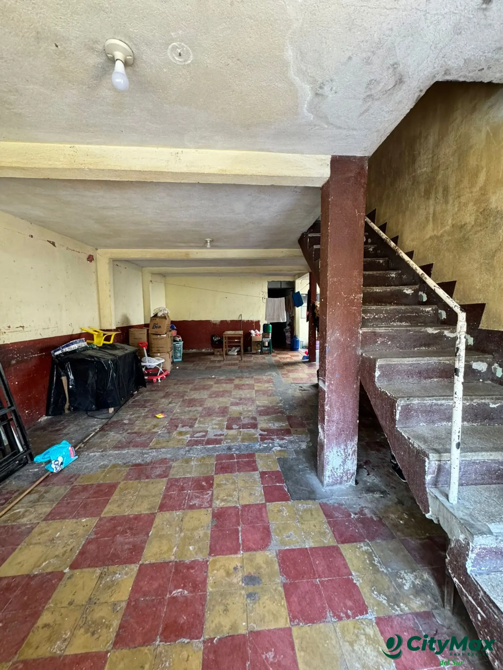 Casa en venta en el centro de Amatitlán - foto 2